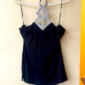 Strapless ties around neck